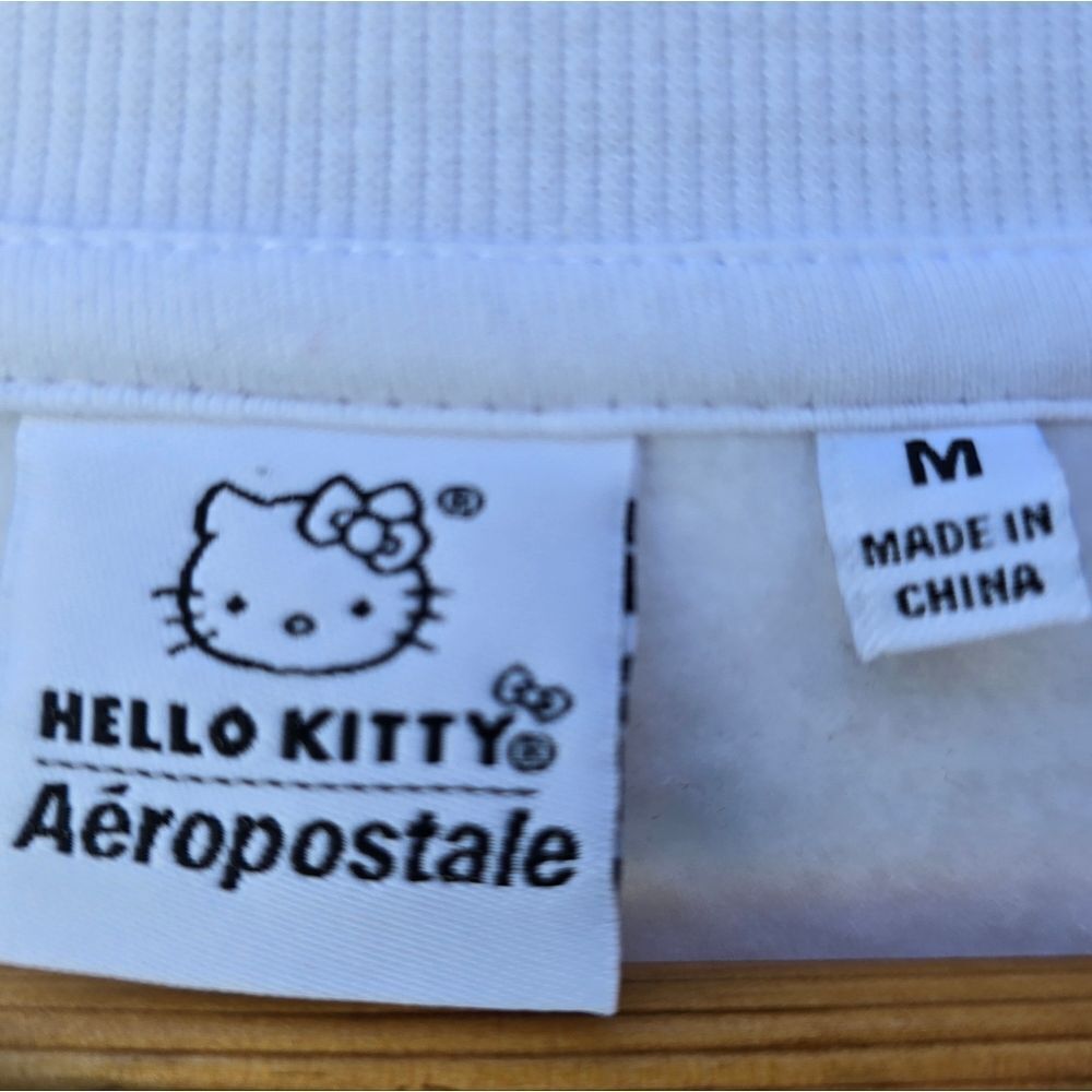 Hello Kitty White Cropped Crewneck Sweatshirt - Size M - Picture 4 of 8